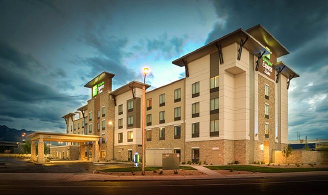 Holiday Inn Express & Stes Murray Exterior
