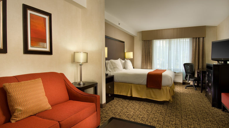 <b>Holiday Inn Express Alexandria/FtBelvoir Suite</b>. Images powered by <a href="https://www.leonardoworldwide.com/" title="Leonardo Worldwide" target="_blank">Leonardo</a>.