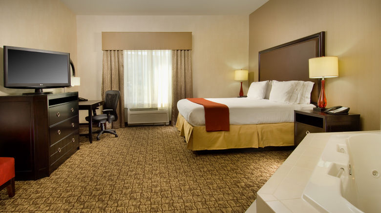 <b>Holiday Inn Express Alexandria/FtBelvoir Suite</b>. Images powered by <a href="https://www.leonardoworldwide.com/" title="Leonardo Worldwide" target="_blank">Leonardo</a>.