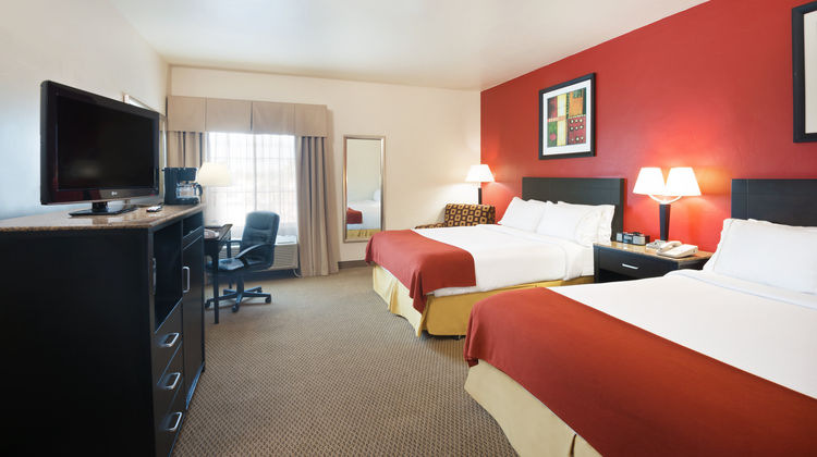Holiday Inn Express Hotel Casa Grande Room