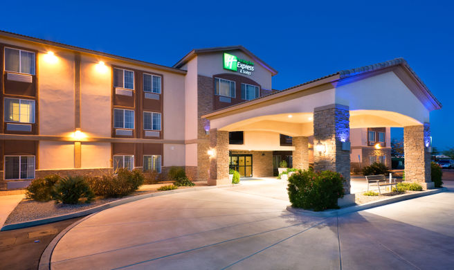 Holiday Inn Express Hotel Casa Grande Exterior