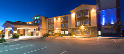 Holiday Inn Express Hotel Casa Grande Exterior