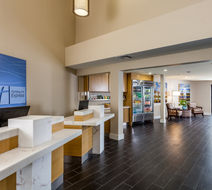 Holiday Inn Express Lobby