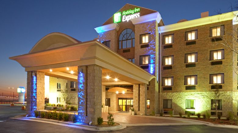 <b>Holiday Inn Express Hotel & Suites Exterior</b>. Images powered by <a href="https://www.leonardoworldwide.com/" title="Leonardo Worldwide" target="_blank">Leonardo</a>.