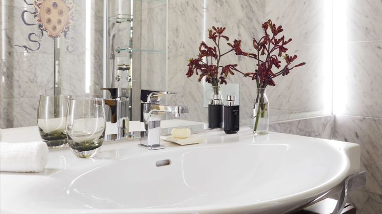 <b>Derag Livinghotel De Medici Room</b>. Images powered by <a href="https://www.leonardoworldwide.com/" title="Leonardo Worldwide" target="_blank">Leonardo</a>.