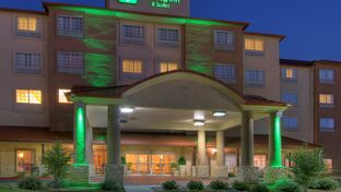 Holiday Inn & Stes ABQ Arpt-Univ Area