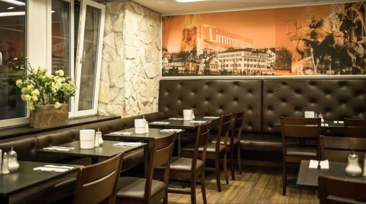 Alexander Guesthouse Restaurant