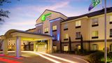 Holiday Inn Express Exterior