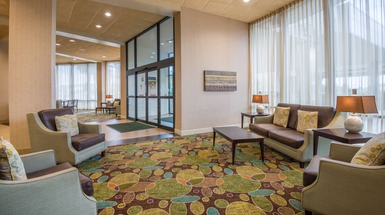 Holiday Inn New Orleans West Lobby