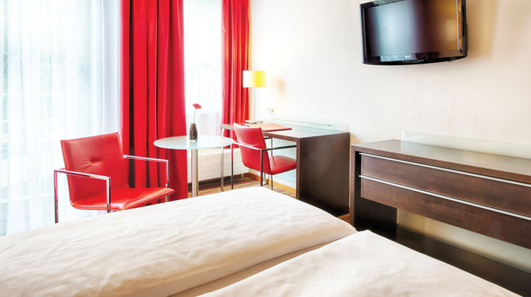 Leonardo Hotel Munich City West Room