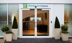 Holiday Inn Express Wakefield