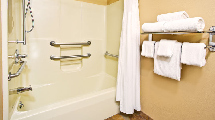 Holiday Inn Express Wabash Room
