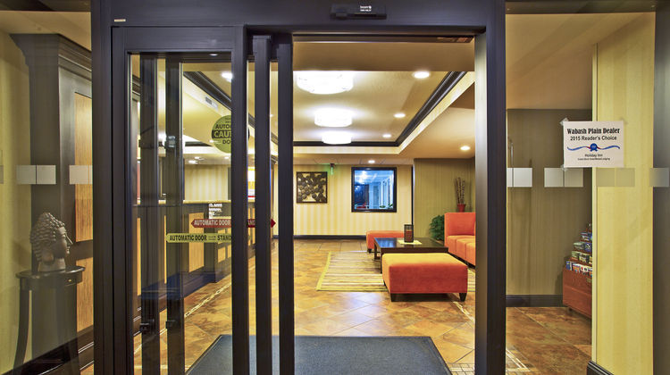 Holiday Inn Express Wabash Exterior