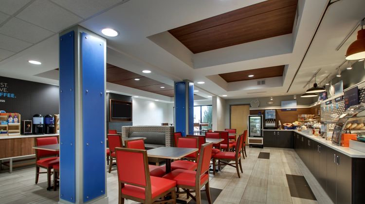 Holiday Inn Express Restaurant