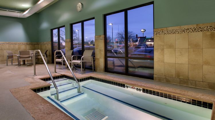Holiday Inn Express Pool