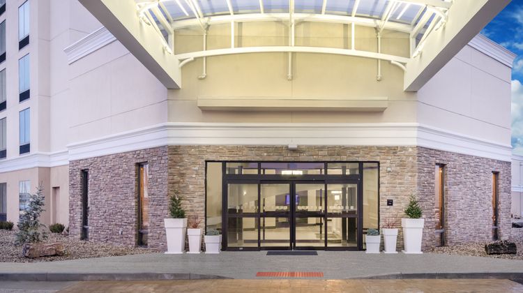 Holiday Inn Terre Haute Exterior