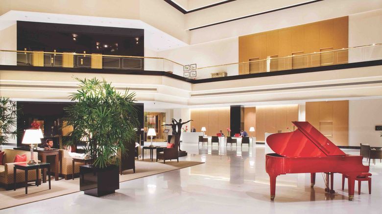 <b>The Oberoi Mumbai Lobby</b>. Images powered by <a href=https://www.travelagewest.com/Hotels/Mumbai/