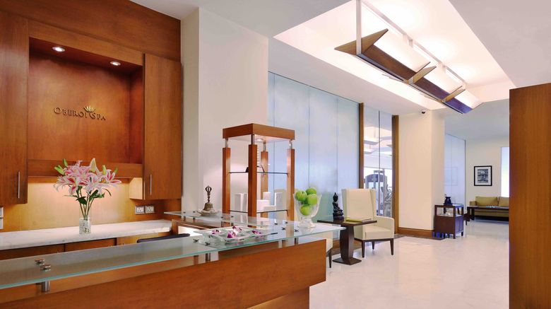 <b>The Oberoi Mumbai Lobby</b>. Images powered by <a href=https://www.travelagewest.com/Hotels/Mumbai/
