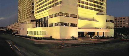 The Oberoi Mumbai Exterior