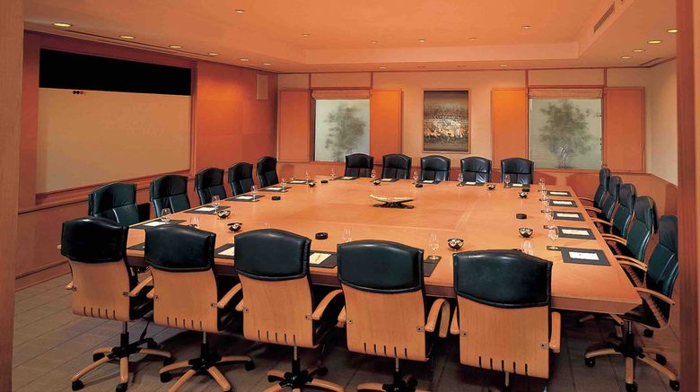 <b>The Oberoi Mumbai Meeting</b>. Images powered by <a href=https://www.travelagewest.com/Hotels/Mumbai/