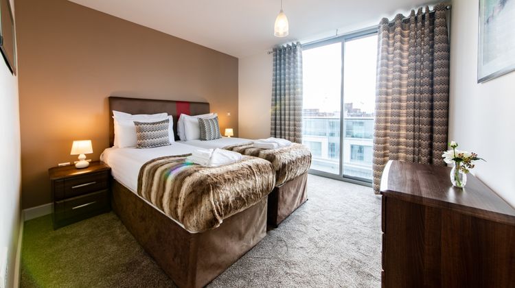 The Spires ServicedApartments Birmingham Room