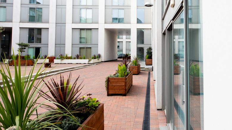 <b>The Spires ServicedApartments Birmingham Exterior</b>. Images powered by <a href="https://www.leonardoworldwide.com/" title="Leonardo Worldwide" target="_blank">Leonardo</a>.