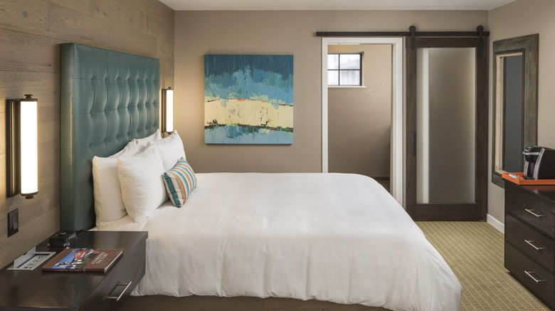 <b>Wave Street Inn Room</b>. Images powered by <a href="https://www.leonardoworldwide.com/" title="Leonardo Worldwide" target="_blank">Leonardo</a>.