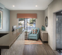 Wave Street Inn Lobby