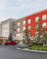 Holiday Inn Express & Suites Tampa
