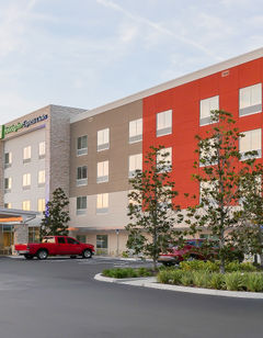 Holiday Inn Express & Suites Tampa
