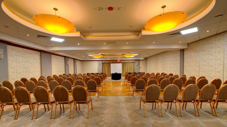 Holiday Inn Plainview Meeting