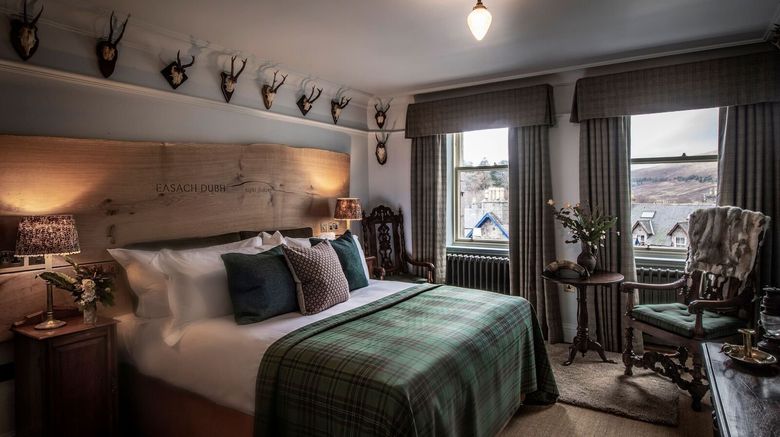 <b>Fife Arms Hotel Room</b>. Images powered by <a href="https://www.leonardoworldwide.com/" title="Leonardo Worldwide" target="_blank">Leonardo</a>.