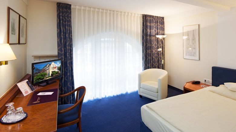<b>Viktoria Hotel Room</b>. Images powered by <a href="https://www.leonardoworldwide.com/" title="Leonardo Worldwide" target="_blank">Leonardo</a>.