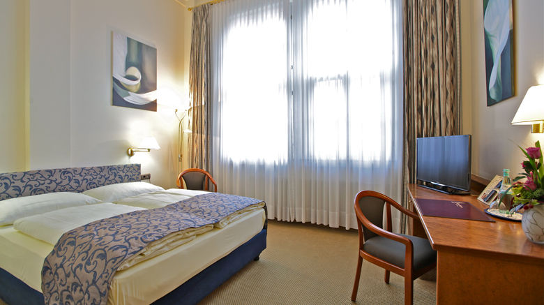 <b>Viktoria Hotel Room</b>. Images powered by <a href="https://www.leonardoworldwide.com/" title="Leonardo Worldwide" target="_blank">Leonardo</a>.