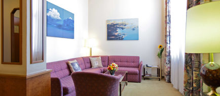 Viktoria Hotel Lobby