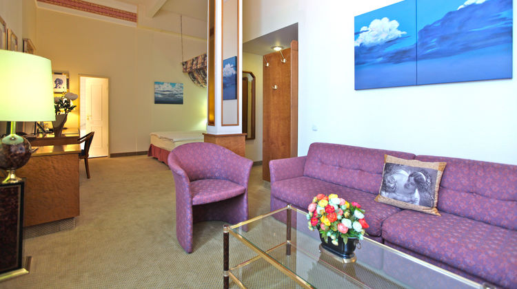Viktoria Hotel Lobby
