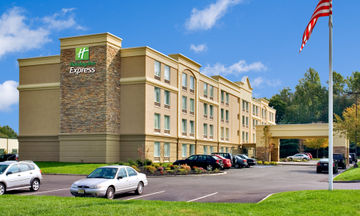 Holiday Inn Express/Stes W. Long Branch
