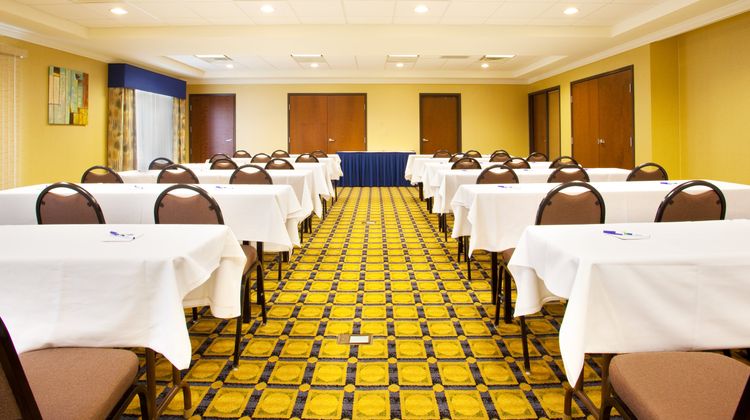 Holiday Inn Express Hotel & Suites Meeting
