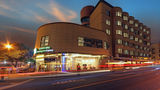 Holiday Inn Express City Center Exterior