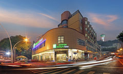 Holiday Inn Express City Center