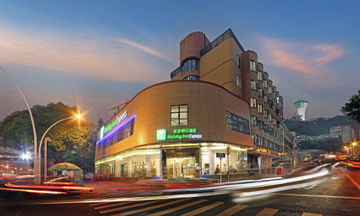 Holiday Inn Express City Center