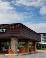 Holiday Inn Toronto Airport Hotel