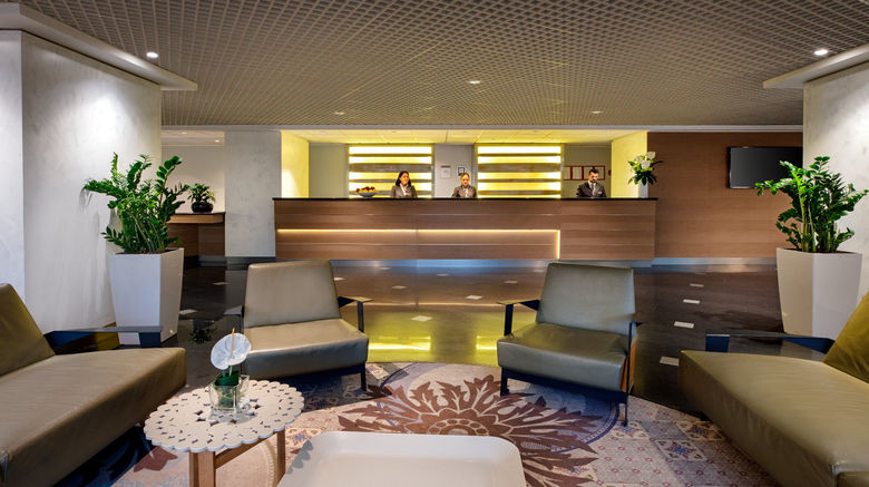 <b>Crowne Plaza Milan Linate Lobby</b>. Images powered by <a href="https://www.leonardoworldwide.com/" title="Leonardo Worldwide" target="_blank">Leonardo</a>.