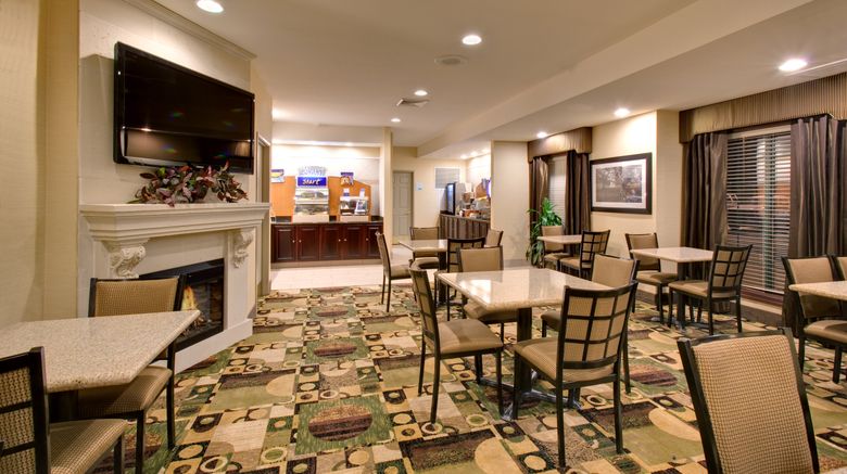<b>Holiday Inn Express Hotel & Suites Restaurant</b>. Images powered by <a href="https://www.leonardoworldwide.com/" title="Leonardo Worldwide" target="_blank">Leonardo</a>.