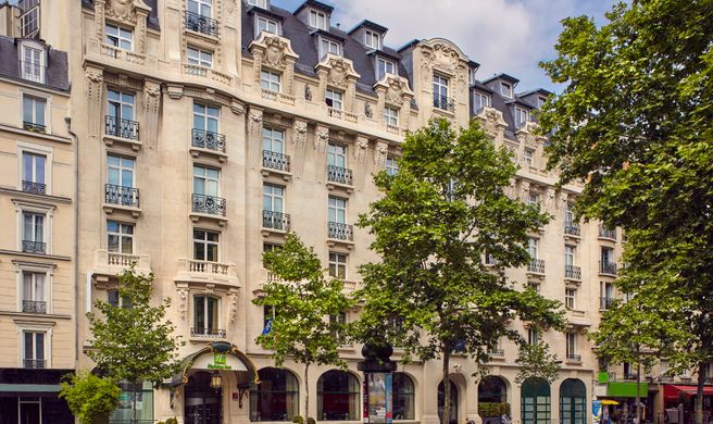 Holiday Inn Bastille Exterior