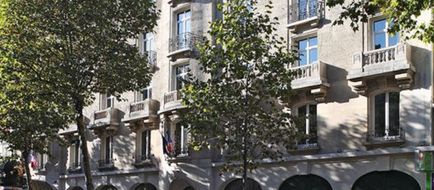 Holiday Inn Bastille Exterior