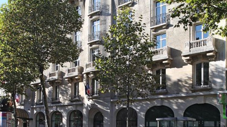Holiday Inn Bastille Exterior