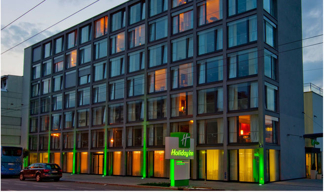 Holiday Inn Salzburg City Exterior