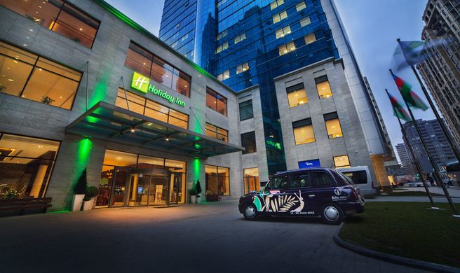 Holiday Inn Baku Exterior