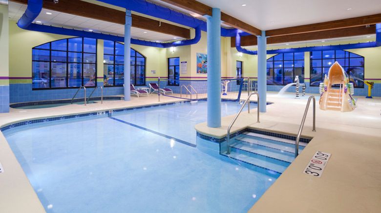 <b>Holiday Inn Express & Suites Rogers Pool</b>. Images powered by <a href="https://www.leonardoworldwide.com/" title="Leonardo Worldwide" target="_blank">Leonardo</a>.